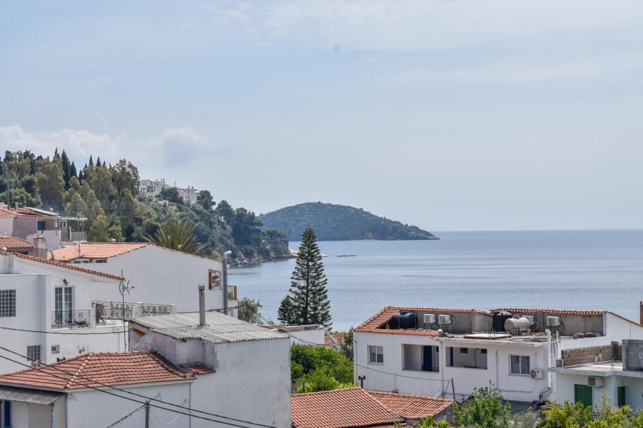 Zoe'S Flat Megali Ammos Apartamento Skiathos Town Exterior foto